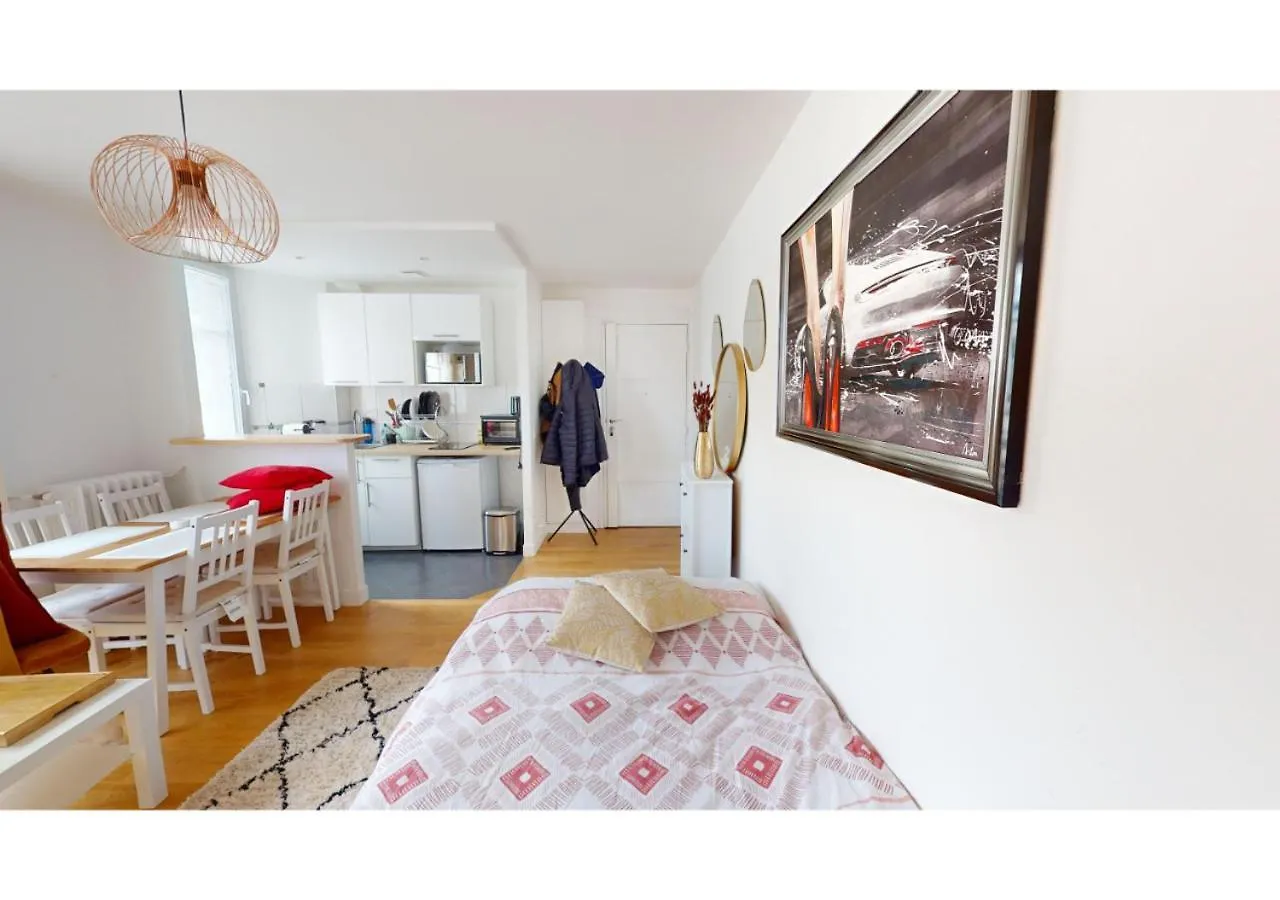 Apartment Joivy Deluxe Flat Near The Eiffel Tower